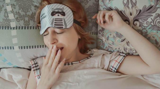 Ученые доказали пользу дневного сна для мозга человека