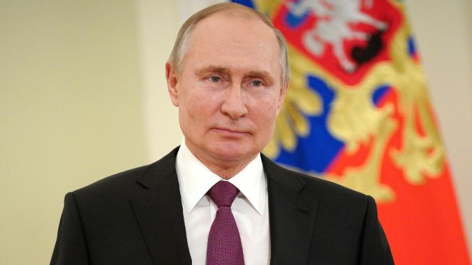  Путин поручил создать госресурс по воинскому учету к 2024 году