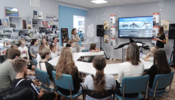 Юные севастопольцы узнали, как спасать дельфинов