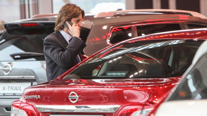 Продавцы российских автомобилей диктуют условия покупателям