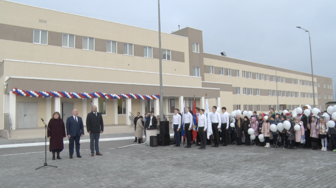 Школе в бухте Казачья присвоено имя 810-й бригады 