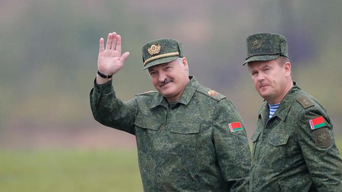 Александр Лукашенко заявил о готовности воевать за Россию