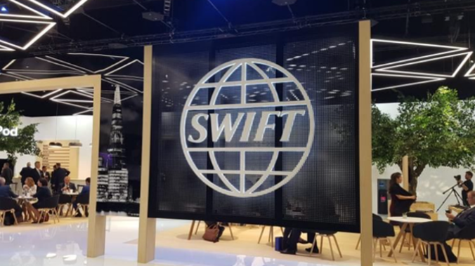 МИД ФРГ исключает полное отключение России от SWIFT