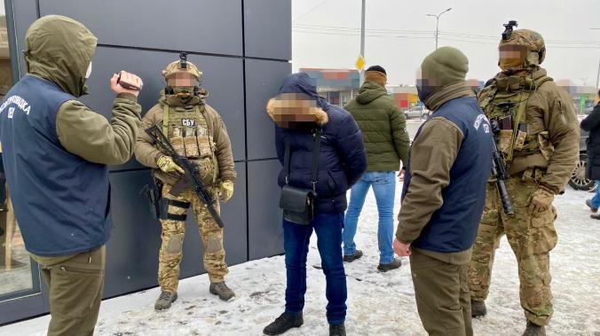 Украинских антипрививочников заподозрили в подготовке переворота при поддержке Кремля
