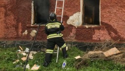 Пожар на Пластунской улице локализовали за полчаса