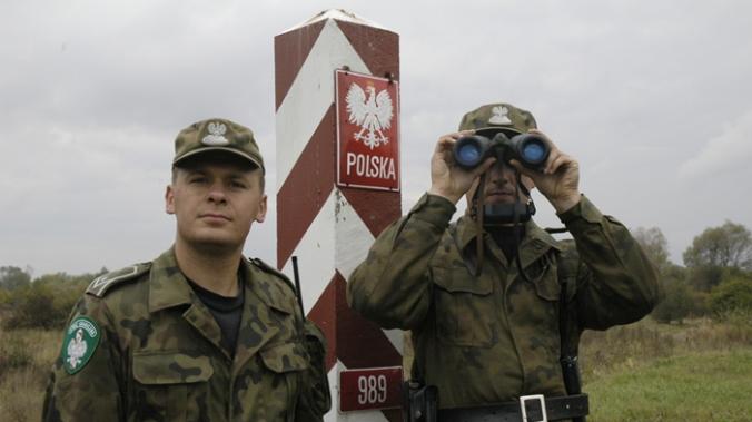 Польша ввела чрезвычайное положение на приграничных территориях