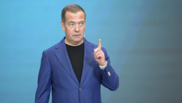 Медведев: Германия заслуживает удара по Берлину