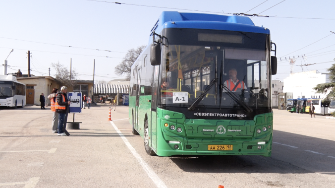 Севастополь и Крым выяснили, чьи водители общественного транспорта лучше