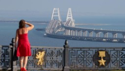 За лето в Крыму отдохнули 4,2 млн туристов