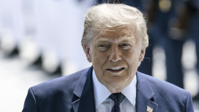 Трамп передумал взимать процент от работы Ормуза