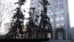 В Севастополе продлили запрет на наём иностранцев