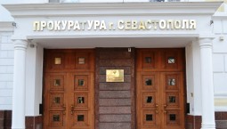 Ребёнок выпал из окна в Севастополе: прокуратура проводит проверку