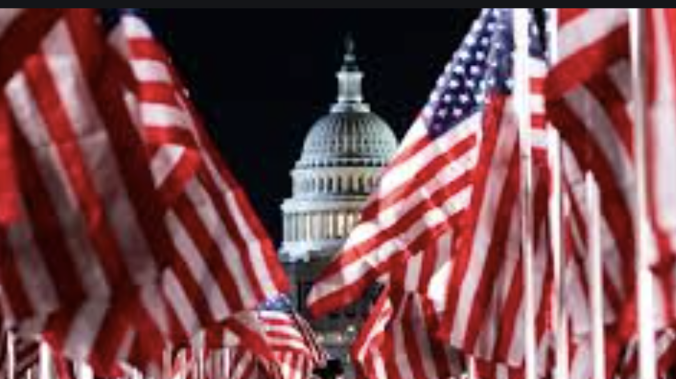 На Национальной аллее в Вашингтоне – «Поле флагов»