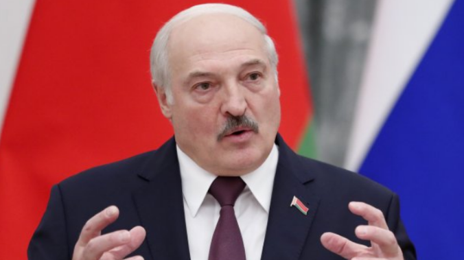 Лукашенко уведомил Лаврова о невозможности объединения с Россией