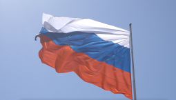 Спортобъекты могут обязать вывешивать флаг России