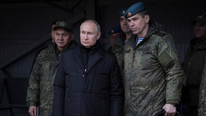 Путин сообщил о сложной обстановке в новых регионах России