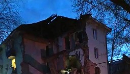 Подъезд дома обрушился в Самарской области из-за атаки ВСУ