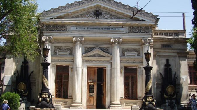 В Севастополь привезут Айвазовского и Малевича