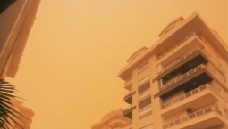 Турецкую Анталью накрыла пыльная буря из Сахары