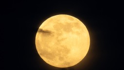 5 и 6 ноября жители России увидят суперлуние