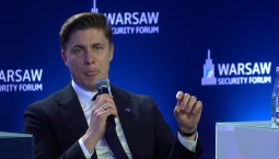 Премьер Литвы призвал бить по дата-центрам России 