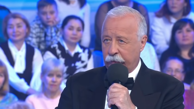 Журналист Сорокин рассказал, когда вернутся шоу «Мужское/Женское» и «Поле чудес»