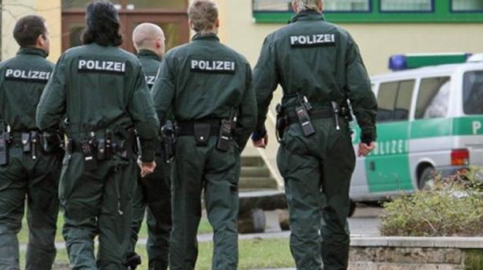 В Германии полиция проводит облавы по делу штурма бундестага правыми экстремистами