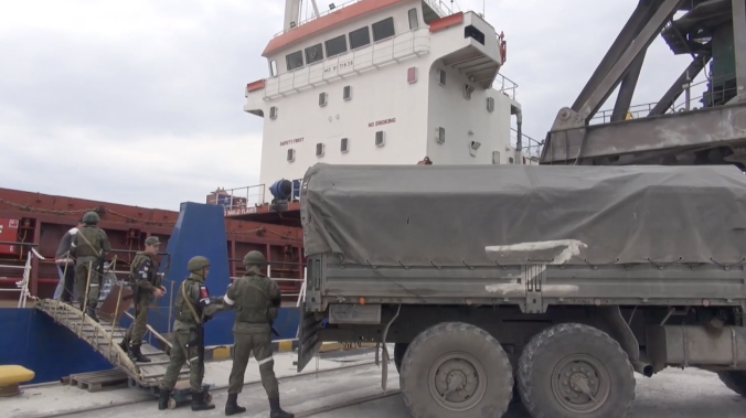 Военные России помогли экипажу турецкого судна