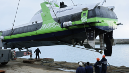 В Феодосии спустили на воду судно «Комета 120М» 