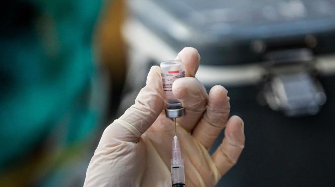 В мире фиксируют свыше 235 млн случаев COVID-19