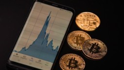 Крупнейшая криптовалютная биржа Binance приостановила вывод биткойнов