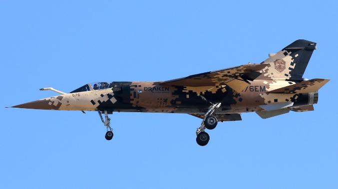 В Лас-Вегасе разбился истребитель Mirage F-1 подрядчика ВВС США