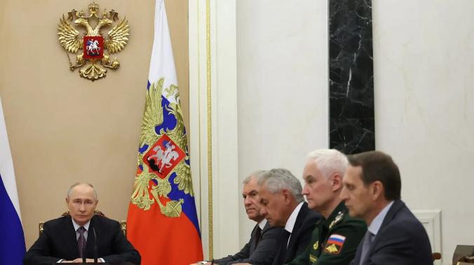 Путин провёл оперативное совещание по антитеррору