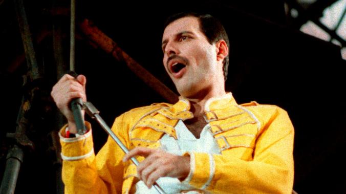 Queen выпустят новую песню с участием покойного Фредди Меркьюри