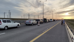 Пробки на Крымском мосту связаны с безопасностью