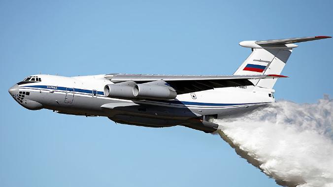 Сергей Шойгу поручил отправить военные самолеты на тушение лесных пожаров под Оренбургом 