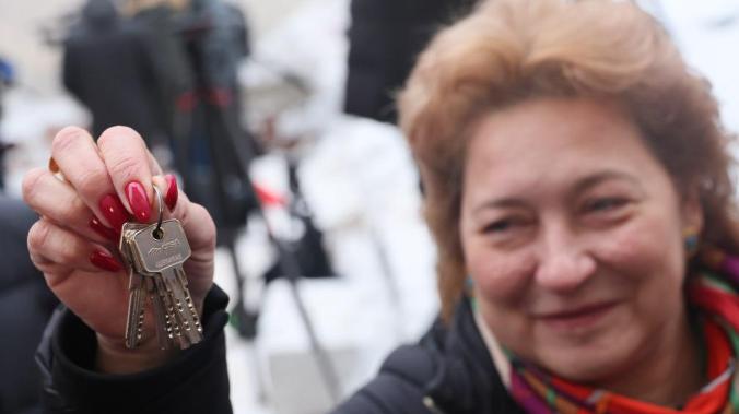 Адвокат Лурье получила ключи от квартиры Долиной