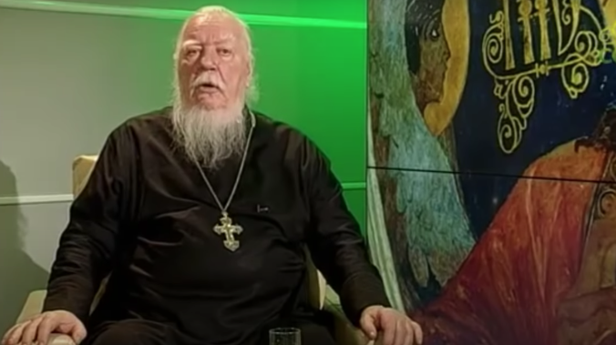 Протоирей Смирнов: Ядерное оружие- «замечательное изобретение»