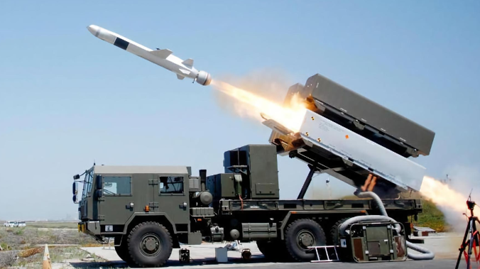 Стало известно когда Украина получит первые батареи NASAMS