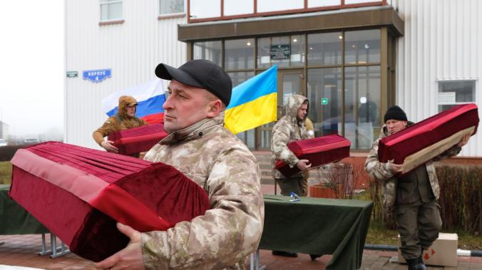 Потери в личном составе заставили украинских военных отказаться от наступления 