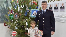 ГАИ Севастополя исполнила мечту 6-летнего мальчика