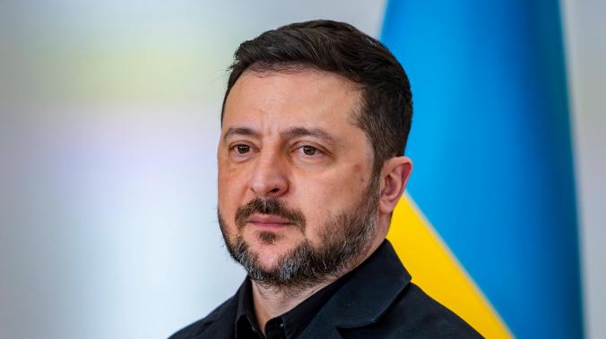 Зеленский угрожает Лукашенко эскалацией на границе