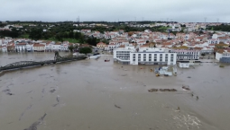 Минимум 11 человек – жертвы штормов в Португалии