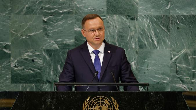 Президент Польши Дуда заявил, что Россия должна выплатить репарации Украине