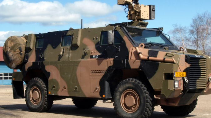 Австралия направит для ВСУ 30 бронетранспортеров Bushmaster