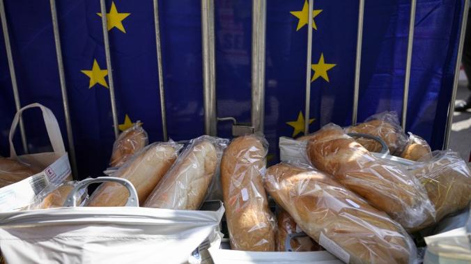 Польша предлагает запретить импорт в Европу продукты питания с Украины
