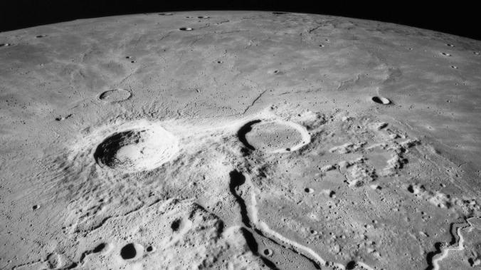 На Луне нашли следы извержения древних вулканов