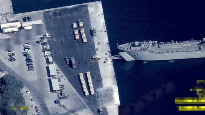 Власти Турции обвинили Грецию в переброске бронетехники на острова Лесбос и Самос