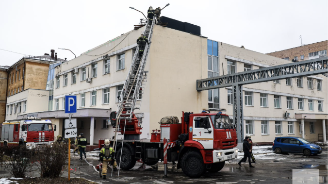 Ремонт на кровле – причина пожара в больнице на Урале