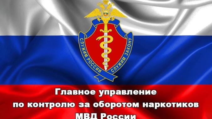 Замначальника наркоконтроля Великих Лук выращивал коноплю и подбрасывал задержанным